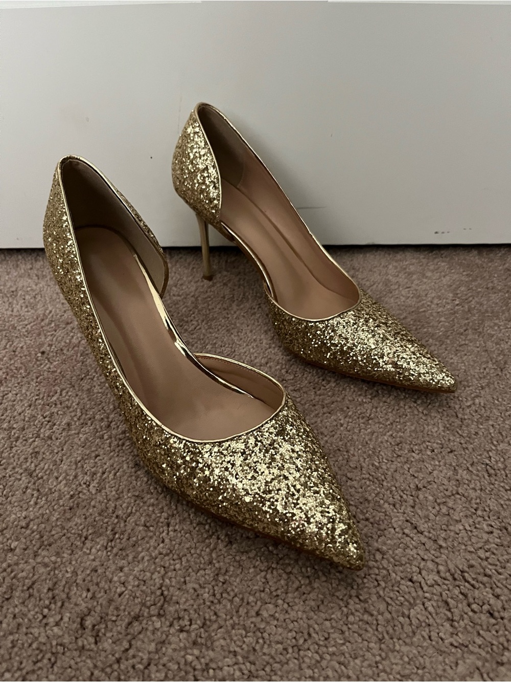 Gold Glitter Pointed-Toe Stiletto Pumps - Picture 2 of 4
